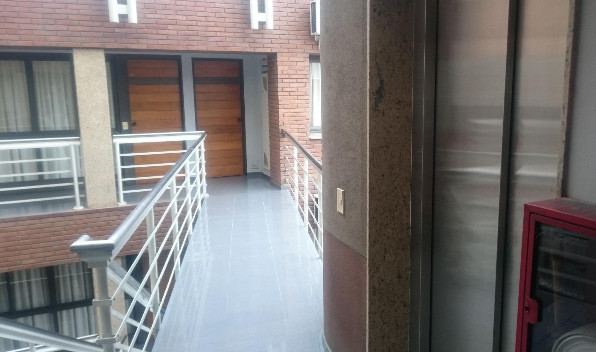 Premium Mendoza Apart Hotel מראה חיצוני תמונה