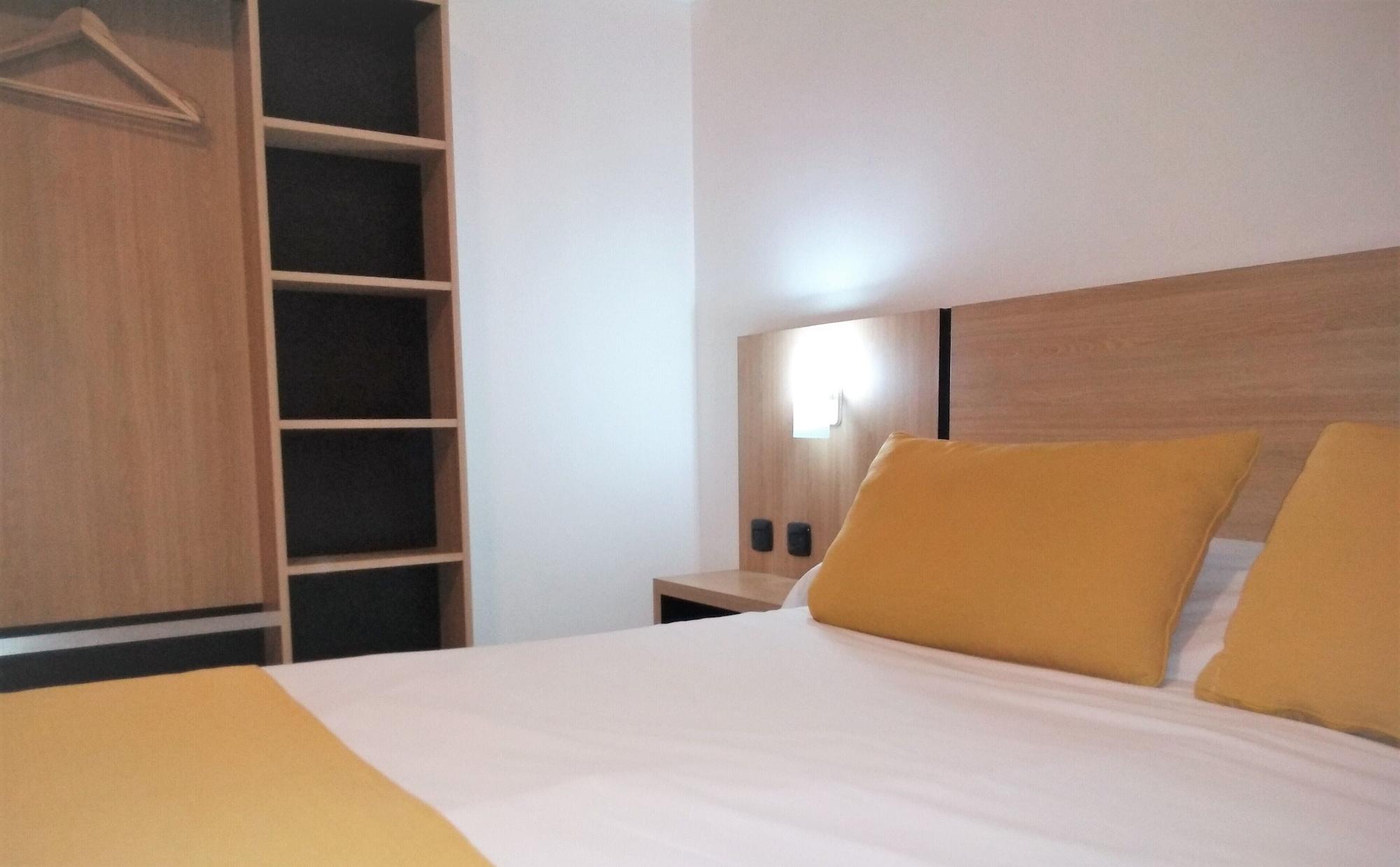 Premium Mendoza Apart Hotel מראה חיצוני תמונה
